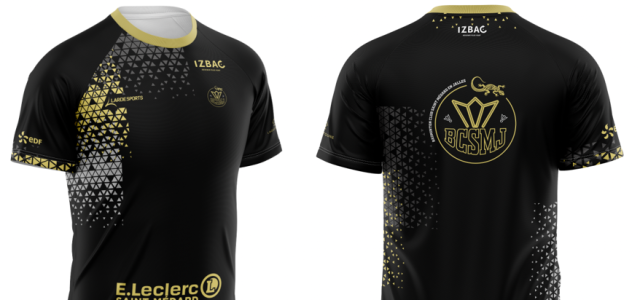 Découvrez le futur maillot du club (attention il sera avec un col en V)